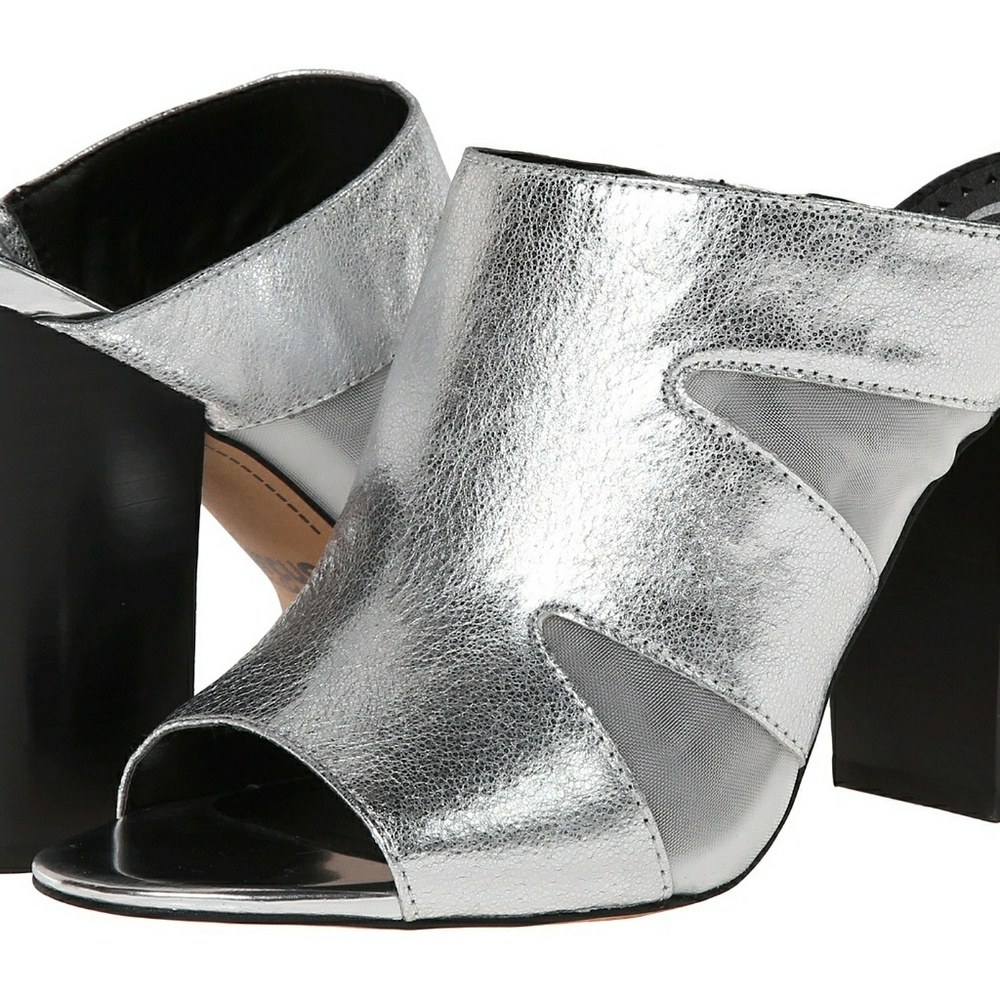 🚫SOLD🚫 Sam Edelman Metallic Slip On Heels - Picture 2 of 7